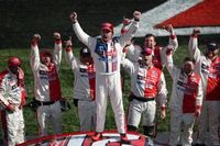 Former NASCAR star Kevin Harvick criticizes Morgan Freeman's "unenthusiastic" Grand Marshal performance